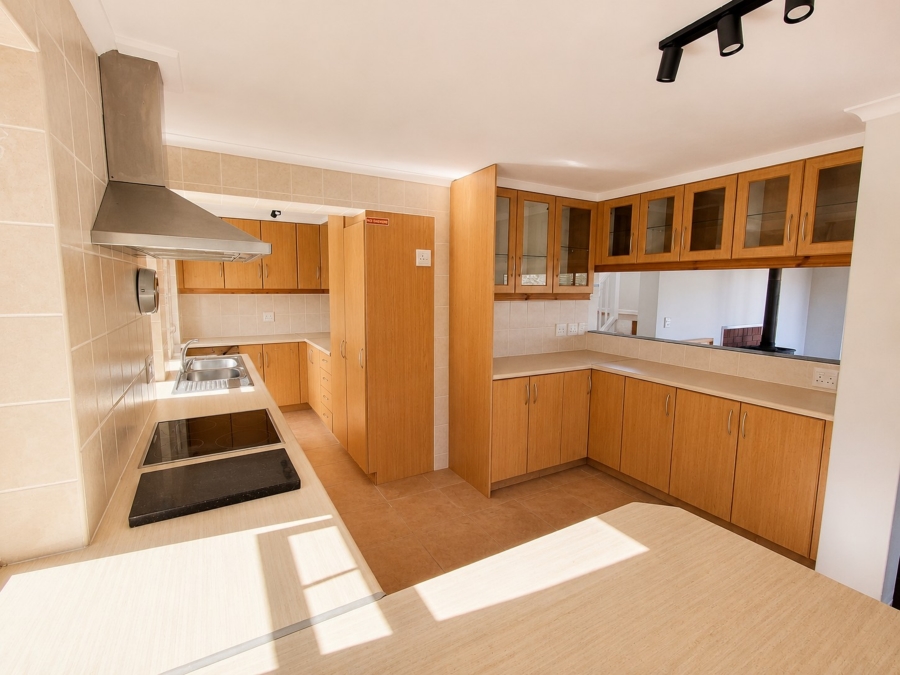 4 Bedroom Property for Sale in Glen Ridge Western Cape